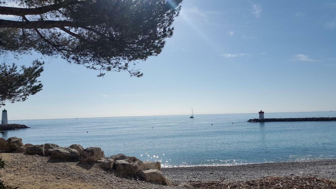 شقة Dream French Riviera - Fame Marina Baie Des Anges فينوف لوبيه المظهر الخارجي الصورة
