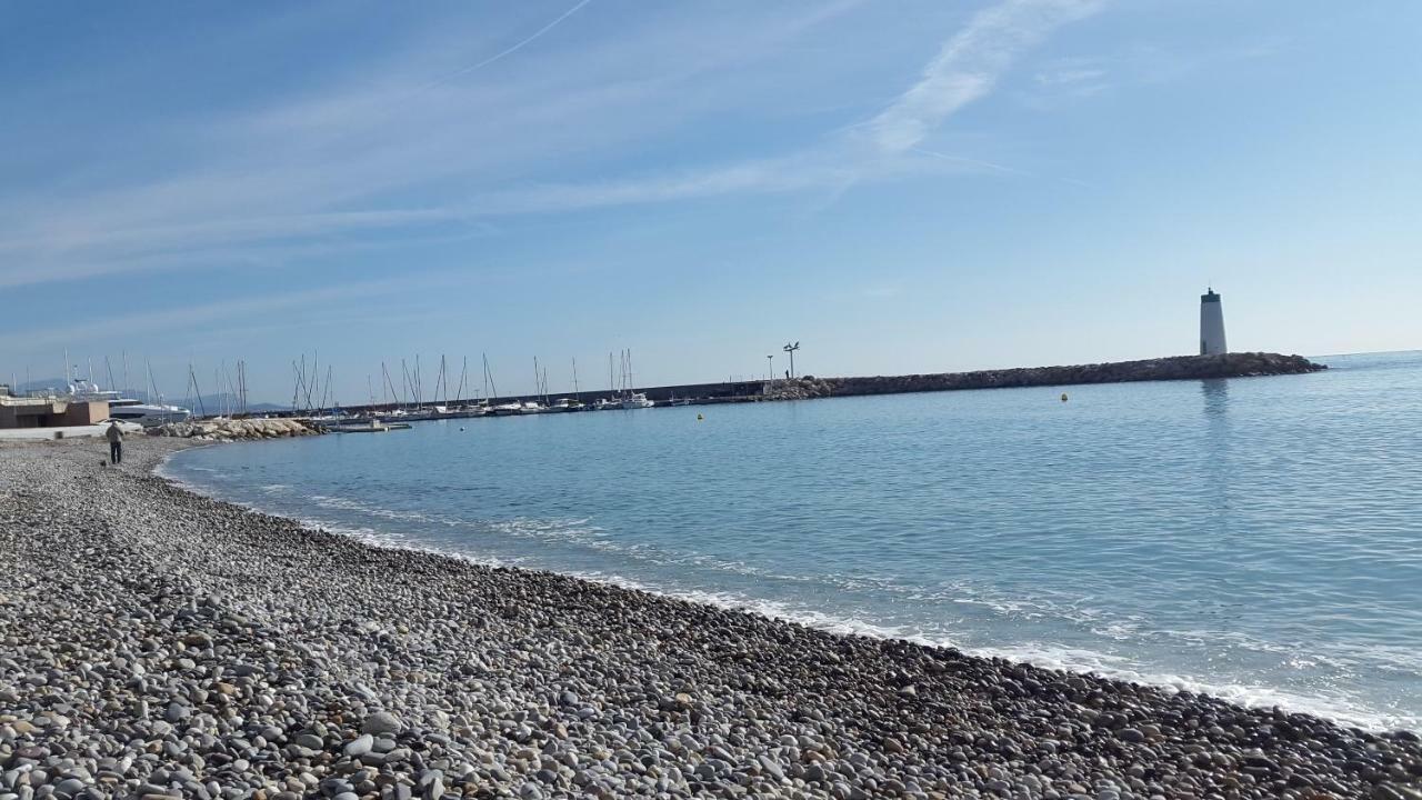 شقة Dream French Riviera - Fame Marina Baie Des Anges فينوف لوبيه المظهر الخارجي الصورة